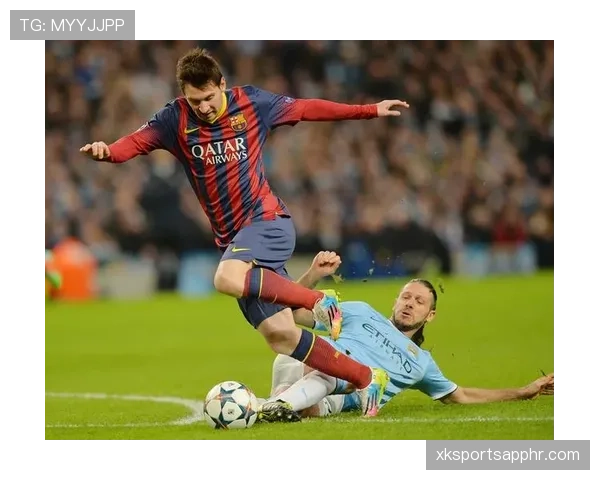 禁区拉拽犯规判罚为何频繁引发裁判尺度争议？