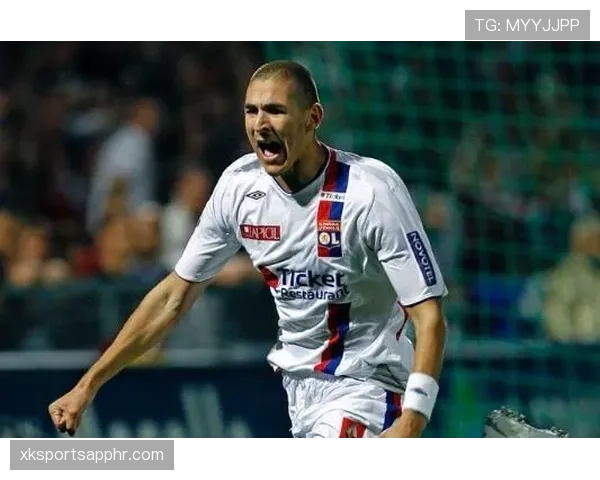 本泽马从欧冠拼图到五冠核心的冠军进阶史